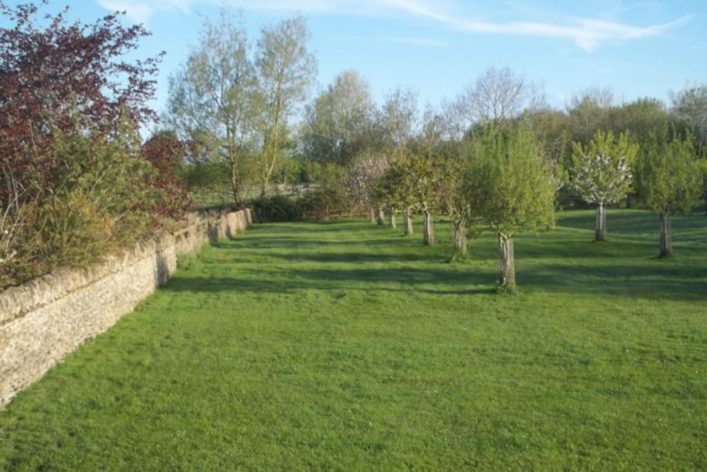 The Stables, Lower Mill Estate *