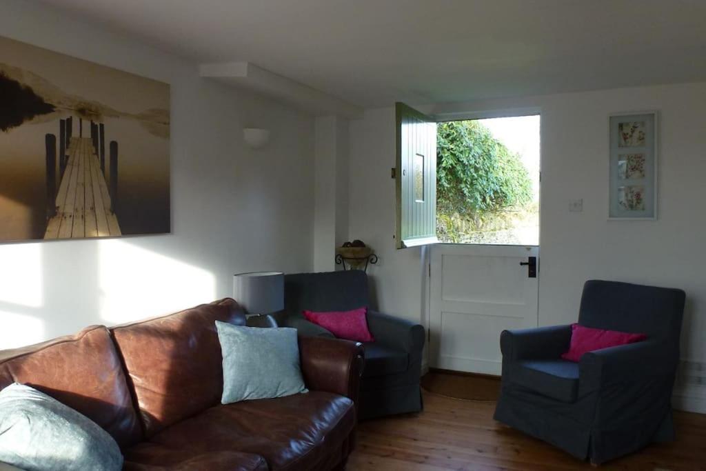 The Stables, Lower Mill Estate *